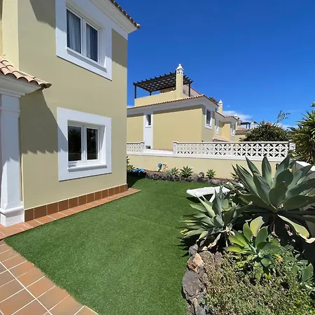 Casa Miri فيلة لا أوليفا